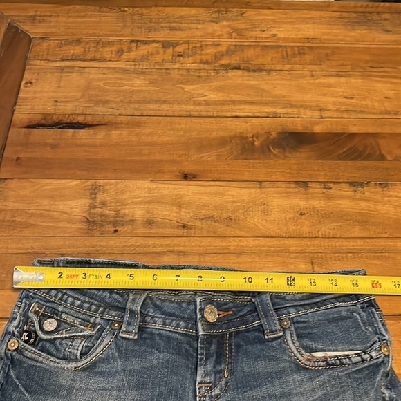 MEK distressed jeans , size 28/32, missing back pocket button - Picture 5 of 9